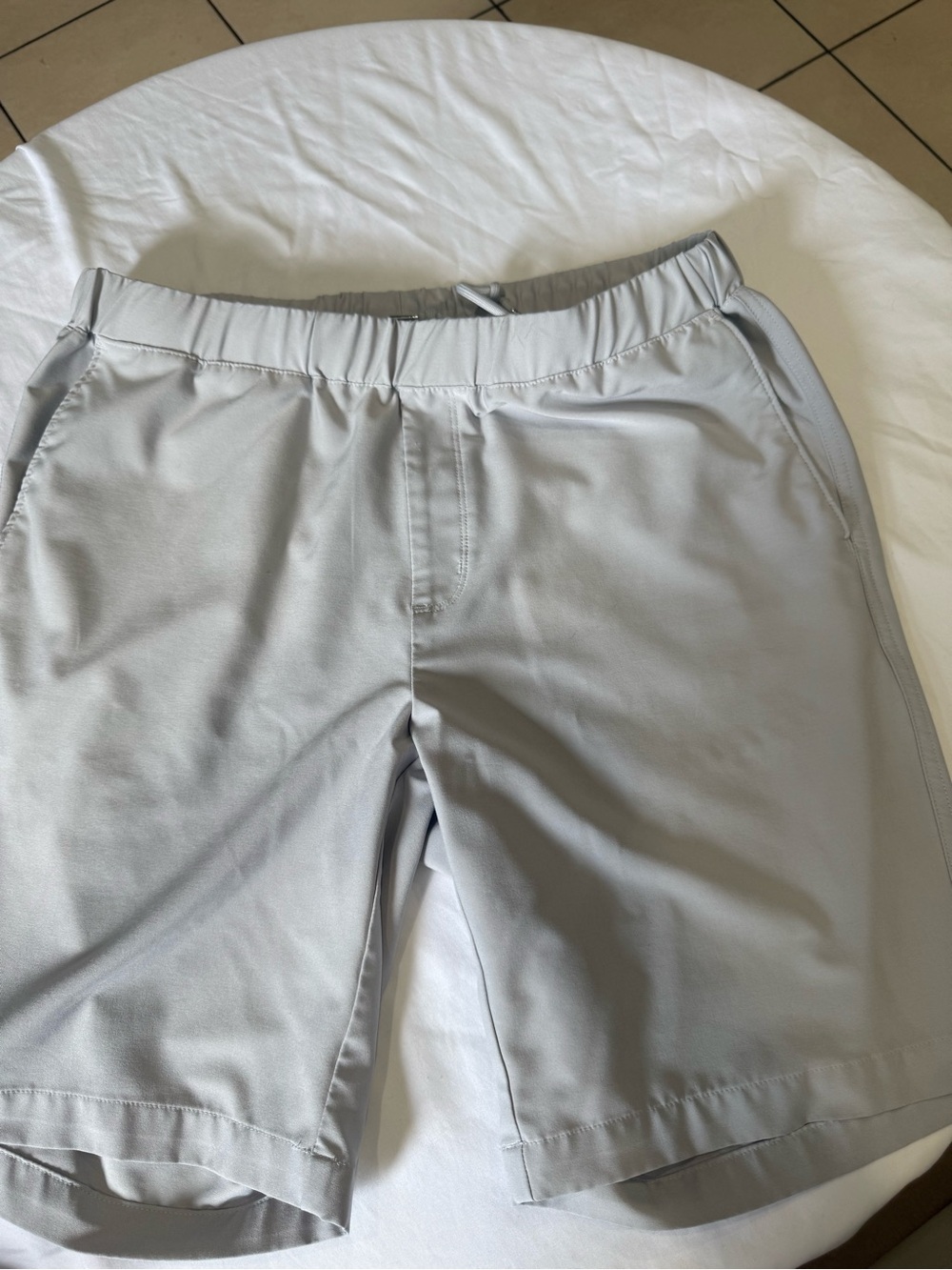 Greg Norman Collection Light Gray Athletic Shorts